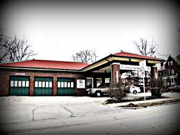 Vintage Triple Bay Mobile Oil Station Old Gas Stations House Styles San Antonio Tx