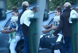 Being a famous hollywood couple as noted, ryan gosling and eva mendes are a very private couple. Ryan Gosling Eva Mendes Make Rare Appearance With Daughters Pics