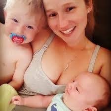 Danielle Corson's Instagram, Twitter & Facebook