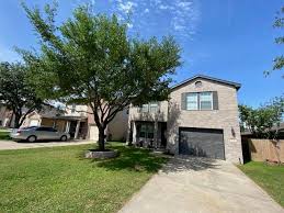 Other recreational areas include a media room and game room with a wet bar. 5 Bedroom Homes For Sale In Cypress Tx Mason Luxury Homes