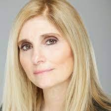 Melissa Eisenstein's Instagram, Twitter & Facebook