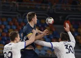 الكلهم بكرهو ليتوال و عندهم مشكلة جهوية خويا المدرب نشك اصلا ان يفهم الهوند. Fng0gzvkgoncam