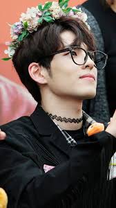 Random Guy In Interview Points Out Wonpil As Favorite Because Most Kpop Idols Look Girly But He Looks The Most Masculine Me Day6 Kim Wonpil Korean Music