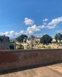 Arrivato en Prato, Italia. Known as a great exporter in the industry of  textiles.