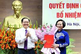 Chủ tịch nước nguyễn xuân phúc trò chuyện cùng thường. Ba Pháº¡m Thá»‹ Thanh Tra Nháº­n Quyáº¿t Ä'á»‹nh Bá»• Nhiá»‡m Thá»© TrÆ°á»Ÿng Bá»™ Ná»™i Vá»¥ Vtv Vn