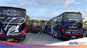 Garasi po.haryanto di datangi bus tronton pandawa 87 hari ini yang membawa full mania.kebetulan juga ada armada terbaru po. Loker Po Haryanto Mercedes Benz Of 1623 Ini Bikin Heboh Penggemar Bus Kenapa Bus Pariwisata Ini Dapat Menemani Perjalanan Wisata Anda Ditambah Dengan Supir Yang Berpengalaman Misspei89