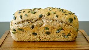 Con il quale collaboro, mi hanno dato il loro preparato per pane, lievito e semi di sesamo, papavero, zucca e lino, più un altro tipo di pane al mais e semi di. Pane Ai Semi Di Zucca Molino Biologico