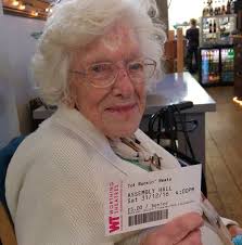 The New Year's Eve party in Worthing that is seeing in 2017 SIX hours early 