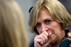 Последние твиты от evelyn matthei (@evelynmatthei). Evelyn Matthei Se Bajara Un 30 El Sueldo Ante Crisis Economica Municipal