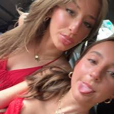 Hii!! I'm Falyn I'm from Long Island New York and I'm 100% committed to  Penn state starting in the summer! I love going out, staying in, hanging  out with my friends, traveling,