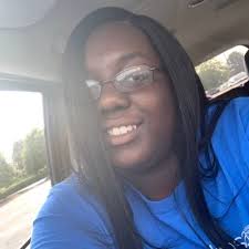 Olivia Eckhardt (@IndicasSugarpop)