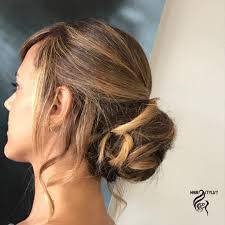 Ecco le pettinature più belle per chi ha capelli corti o medi. Idea Acconciatura Chignon Capelli Medi Per Cerimonia