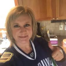 Mandy Gendron (@hockeymom4444)