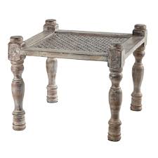 Carved Mango Wood Side Table In Whitewash Finish El Aouda Maisons Du Monde Bout De Canape Objet Deco Maison Deco Maison Du Monde