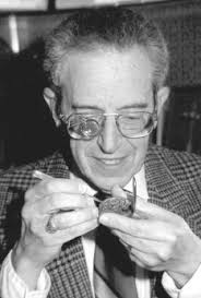 Bacon Grads Urged to 'Live Life to the Fullest'