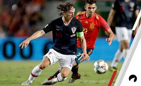 The ball goes wide, not even close to the goal 41:32 miss by rooney inglaterra, left footed shot. Inglaterra Vs Croacia Previa Pronostico Y Cuotas 18 De Noviembre 2018 Odds Shark
