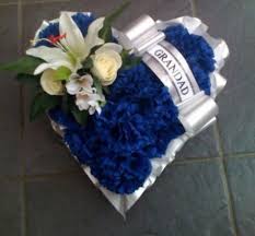 The desflora flower team are sensitive and understand how we custom make any style of flower arrangement you're looking for including headstone sprays, memorial wreaths, vase bouquets, floral bushes, and. Artificial Funeral Arrangements Funeral Flower Arrangements Funeral Flowers Gravesite Decorations