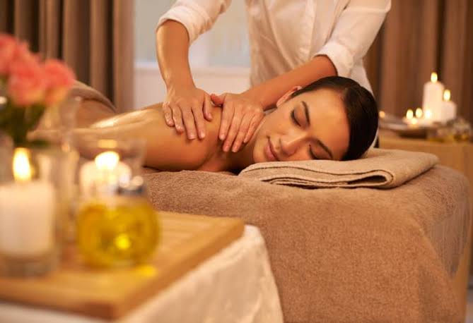 The Ultimate Guide to Massage Therapy Benefits & Recovery - Palais France  Massage