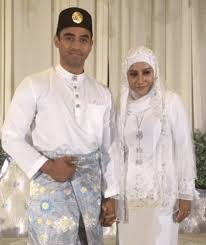 A aida atau nama sebenarnya, zaidah awang memfailkan permohonan cerai pada 4 april lalu, sebelum disahkan berpisah pada 25 april lalu di mahkamah syariah gombak timur. Jodoh Tak Panjang Ini 6 Pasangan Artis Berc3rai Setakat Ini Bella Astillah Paling Banyak Dvgaan Lepat Pisang