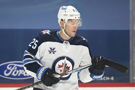 En 2007, les canadiens ont payé 16,70 $ en impôt sur le revenu pour chaque tranche de 100 $ de revenu total, en baisse comparativement aux 17,10 $ enregistrés en 2006. Jets Canadien Paul Stastny Reviendra T Il Ce Soir La Presse