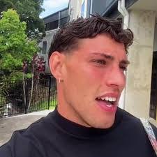 Riki Jordan's Instagram, Twitter & Facebook