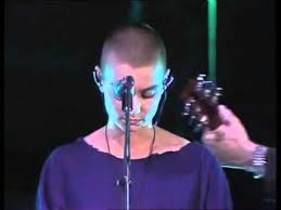 Richard Marx Sorry Seems To Be The Hardest Word Roger Waters Sinead O Connor Mother Flv Musicas Internacionais Musica E Vida Musica