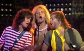 Van Halen Nearly Fire David Lee Roth For Terrible Performance -  AlternativeNation.net