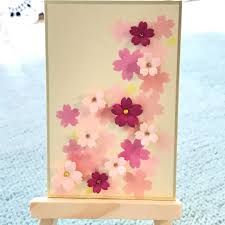 梅の花 桃の花 春の花 ひな祭りのおひなさまの花 折り紙の折り方 作り方動画 をまとめてみました 春の桃の節句 ひな祭りの飾りにおすすめ おりがみを使ってかんたんに作れる かわいいお花の折り方の作り方を見れる動画をご紹介します お花のお皿や 梅の花