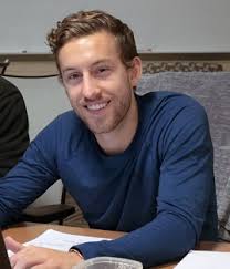 UMSL Honors College (@UMSLHonors)