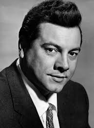 A Birthday salute to tenor Norman Kelley (1911-2006). Born and raised in  Eddington, Maine he studied at the New England Conservatory in Boston, and  the Eastman School of Music with Mario B.