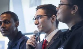 Aaron Tomyn (@Aaron_Tomyn)