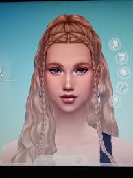 Which one is the daughter and wife in the Sims family picture?