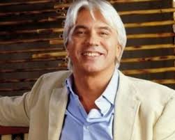 Dmitri Hvorostovsky participated in July 10, 1999 at the Gala Concert in  Prince's palace in Monte Carlo, together with Barbara Hendricks and Placido  Domingo, with Orchestre Lòperá de Lyon conducted by Lawrence