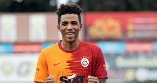 The company holds the rights to market merchandise bearing the name of the galatasaray soccer team. Galatasaray Auch Nachste Saison Mit Gedson Fernandes Und Halil Dervisoglu