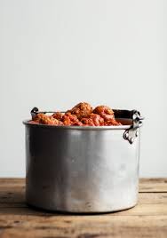 Sauce Tomate Aux Boulettes De Viande Trois Fois Par Jour Recipe Food Confort Food Dog Food Recipes