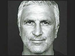 He played for such famous football clubs as rapid vienna, vienna, sv salzburg and fc barcelona. Krankl Interview Kollermedia At