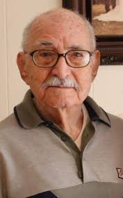 Can we edit the background and clothing in this photo?