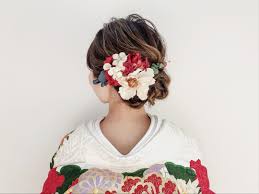 yurika miwa studio aquaさんはinstagramを利用しています 打掛に合わせたお花えらび おまかせください hair make yurika miwa miwa hm aquashinj 色打ち掛け 髪型 成人式 ヘアスタイル 2018 色打掛 髪型