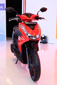 Untuk tipe cbs, new beat tersedia dalam empat pilihan warna glossy yang cukup menarik. 20 Perbedaan Honda Beat Lama Dan Baru 2020 Bmspeed7 Com