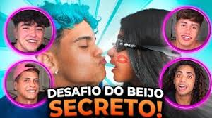 JU ARAUJO E ROBSON FINALMENTE SE BEIJARAM ! Desafio quem me beijou?