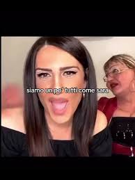 Sara Lopez La Benzina