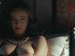 She was 14 years old when she starred in divorce italian style as angela, the cousin and love interest of ferdinando, played by marcello mastroianni. Stefania Sandrelli Hotntubes Porn