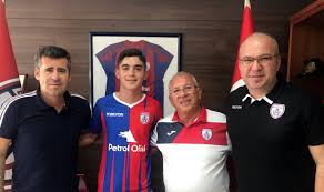 Konuk ekipte gökhan alsan penaltı vuruşundan yararlanamadı. Scouting Report Burak Ince Breaking The Lines