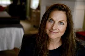 Reiki: A hands-off, hands-on alternative therapy