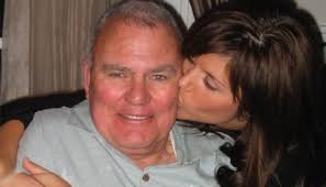 Tiffani Thiessen mourns her father's death: 'I am heartbroken'