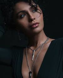 Risa Rodriguez (@risaandtheloyal) • Instagram photos and videos