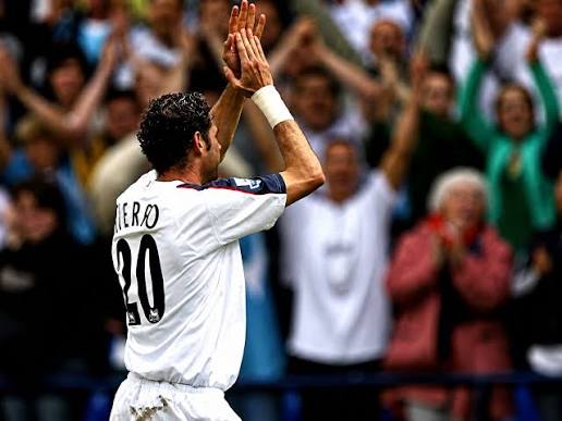 🇪🇸 "Only peak Premier League chaos could produce a timeline where  Fernando Hierro swapped the Bernabéu for Bolton under Sam Allardyce." He  was the captain of Real Madrid, a man with three