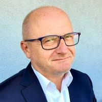 1200+ "Lisiecki" profiles