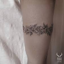 Never Take It Off Stunning Floral Bracelet Tattoos Armband Tattoos For Men Band Tattoo Arm Band Tattoo