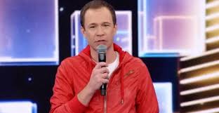 Jun 13, 2021 · vídeos do episódio de 'domingão do faustão' de domingo, 13 de junho de 2021 Tiago Leifert Presents Domingao Do Faustao And Interacts With The Web